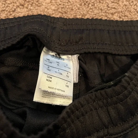 Tiro adidas girls soccer pants, color blqck, size medium - Picture 3 of 5
